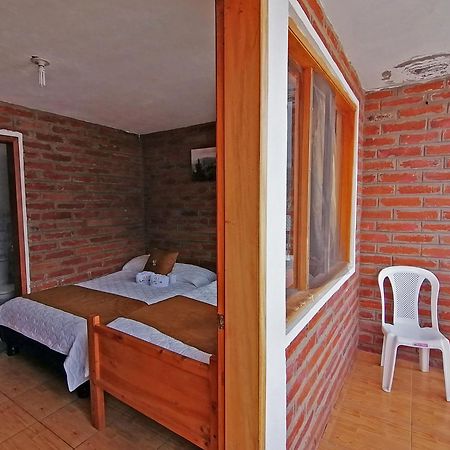 Hotel Lagoon Resort Chugchilán Buitenkant foto