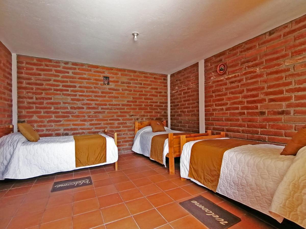 Hotel Lagoon Resort Chugchilán Buitenkant foto
