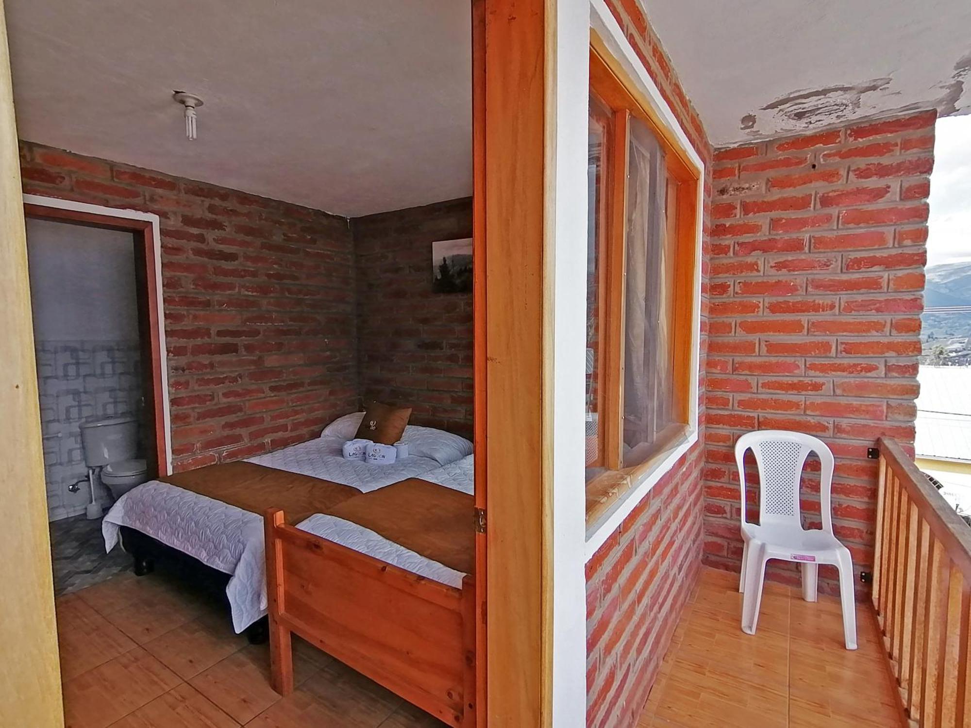 Hotel Lagoon Resort Chugchilán Buitenkant foto
