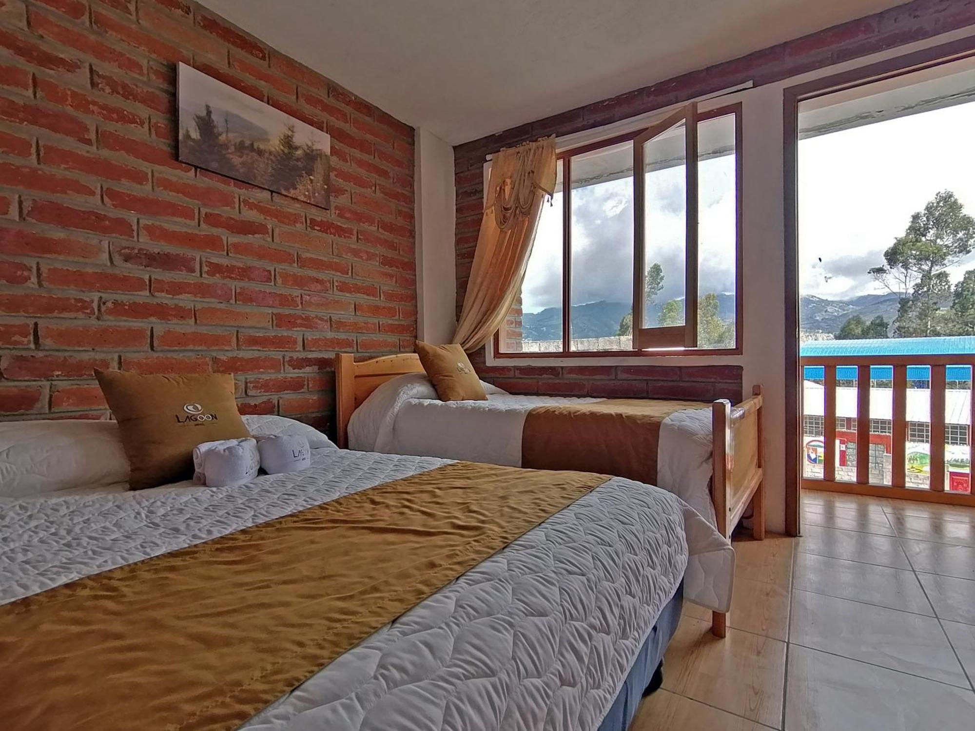 Hotel Lagoon Resort Chugchilán Buitenkant foto