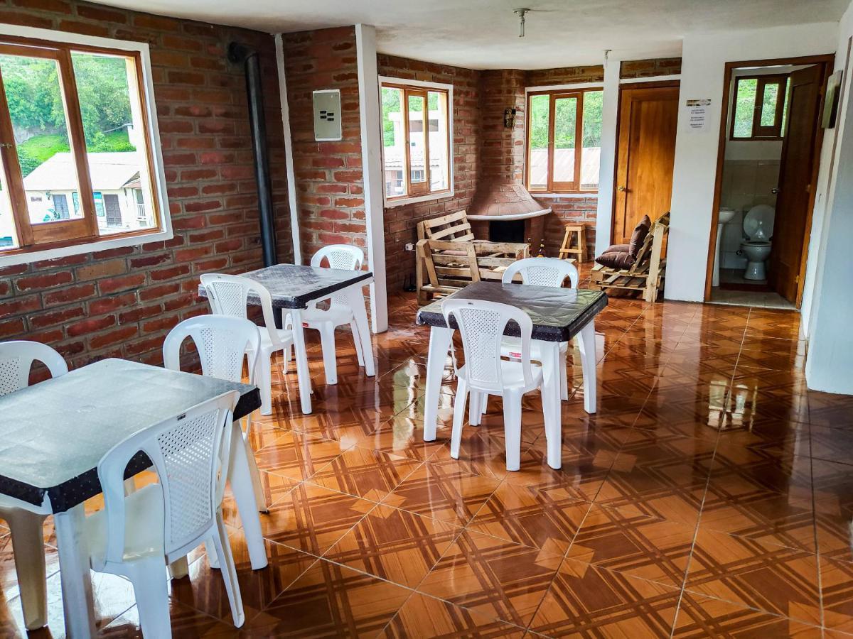 Hotel Lagoon Resort Chugchilán Buitenkant foto